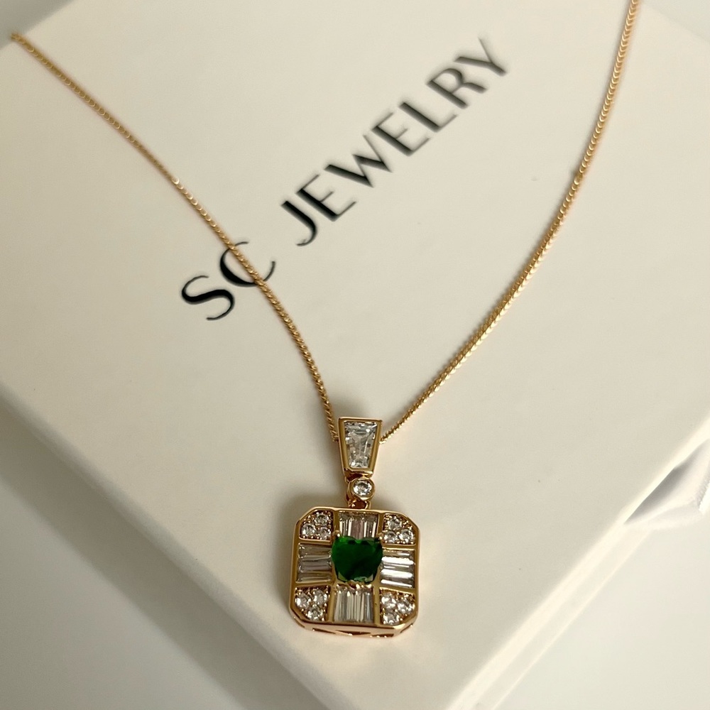 Emerald Heart Necklace Baguette Stone 18k Gold Plated Luxury Jewelry - Picture 5 of 10